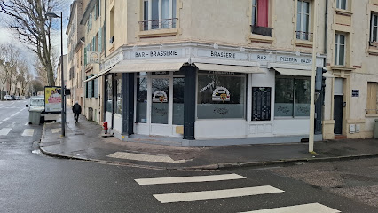 Pizza de BRASSERIE PIZZERIA BAZIN à Nancy